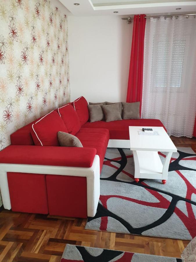 Lux Apartman Ristic 2 Soko Banja Esterno foto